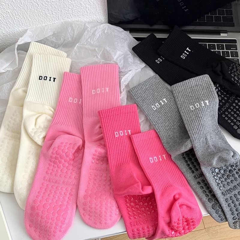 1 Pairs New Colorful Trend Spo - Sports Socks ulasan dan harga
